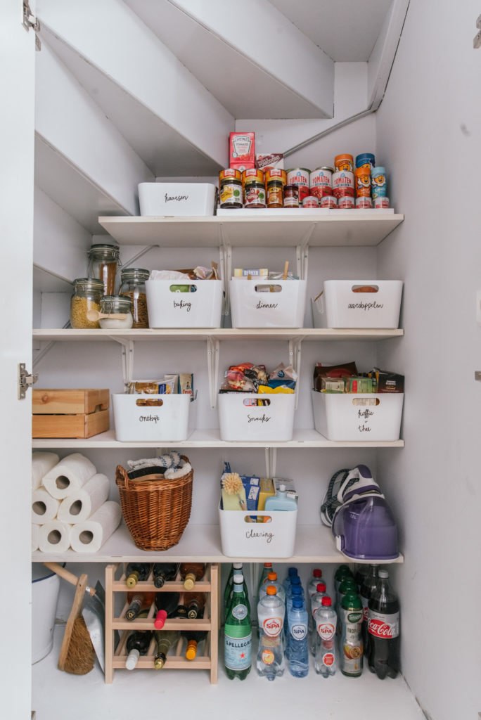 30x Ikea keuken -Voorraadkast opruimen 30x Ikea keuken -Voorraadkast opruimen