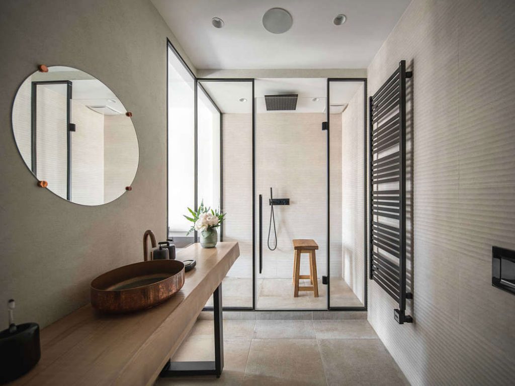 badkamer ensuite glazen wand Badkamer ensuite volledig glazen wand