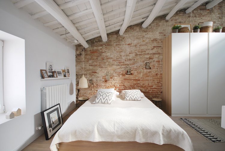 Deze woning is radiaal verbouwd met behoud van stoere originele details Deze woning is radiaal verbouwd met behoud van stoere originele details