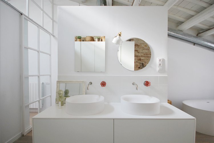 Deze woning is radiaal verbouwd met behoud van stoere originele details Deze woning is radiaal verbouwd met behoud van stoere originele details