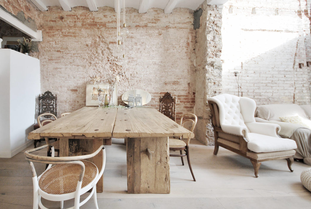 Deze woning is radiaal verbouwd met behoud van stoere originele details Deze woning is radiaal verbouwd met behoud van stoere originele details