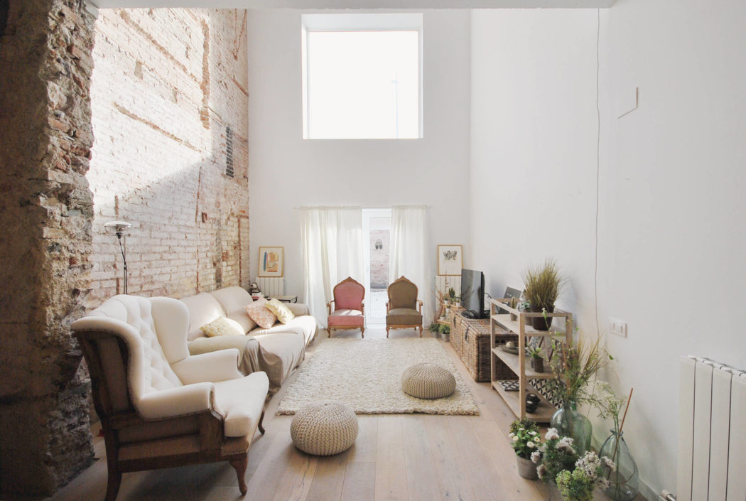 Deze woning is radiaal verbouwd met behoud van stoere originele details Deze woning is radiaal verbouwd met behoud van stoere originele details