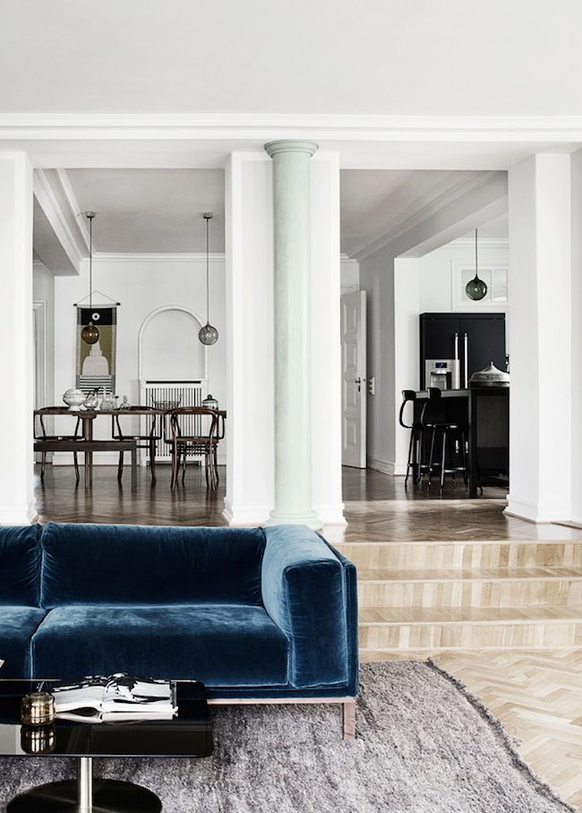 donkerblauw interieur bankstel