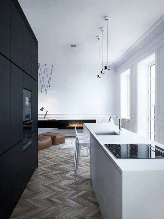 Een zwart witte keuken