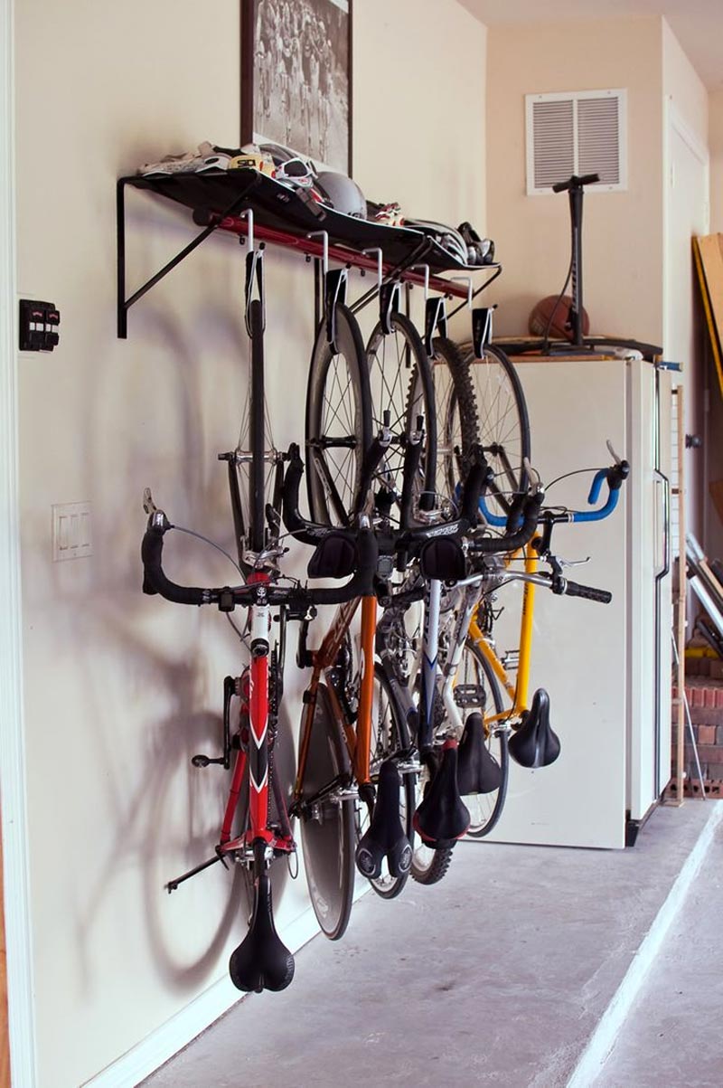 garage inrichten ideeen fietsen opbergen verticaal