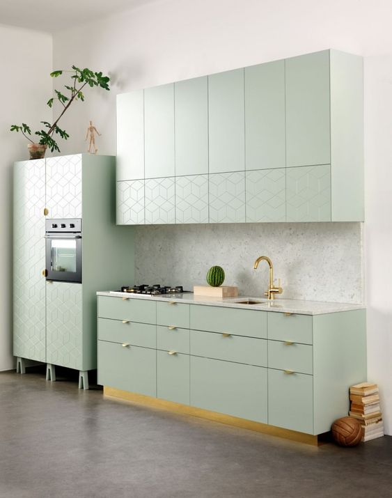 groene keukens modern lichtgroen met goud