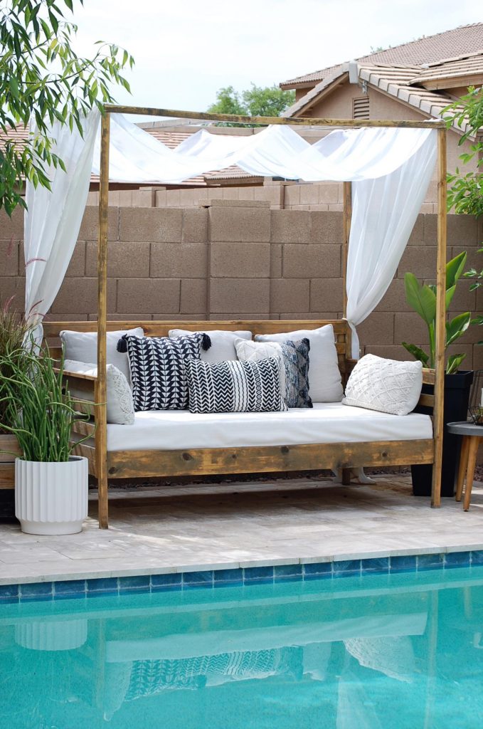 Is het niet een bed om echt te kunnen slapen, dan zou je ook een compact daybed kunnen overwegen, zoals dit mooie exemplaar van Ana White. | Bron: Ana-white.com