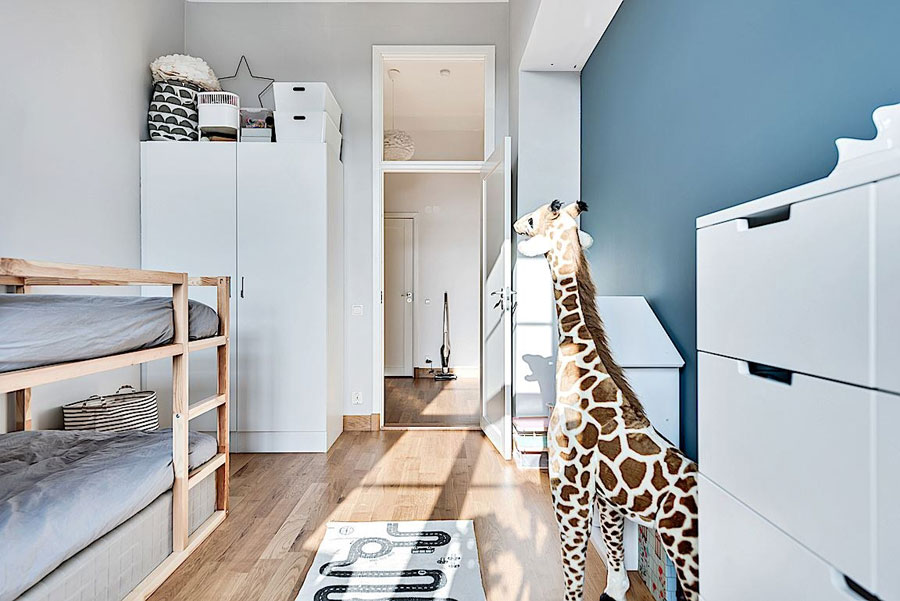 In dit appartement is een extra slaapkamer open een hele leuke manier gecreëerd! In dit appartement is een extra slaapkamer open een hele leuke manier gecreëerd!