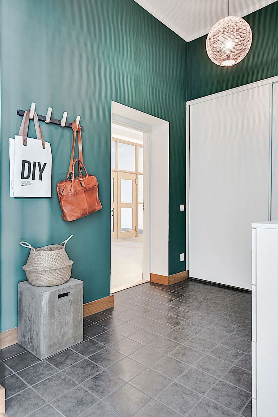 In dit appartement is een extra slaapkamer open een hele leuke manier gecreëerd! In dit appartement is een extra slaapkamer open een hele leuke manier gecreëerd!
