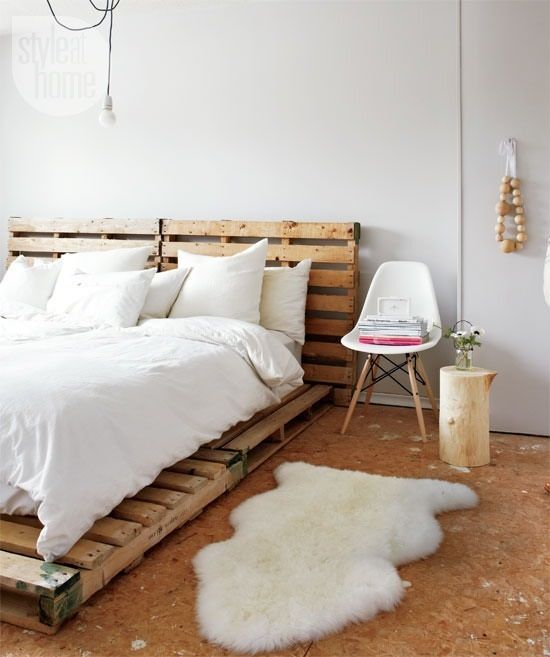 Laag bed houten paletten