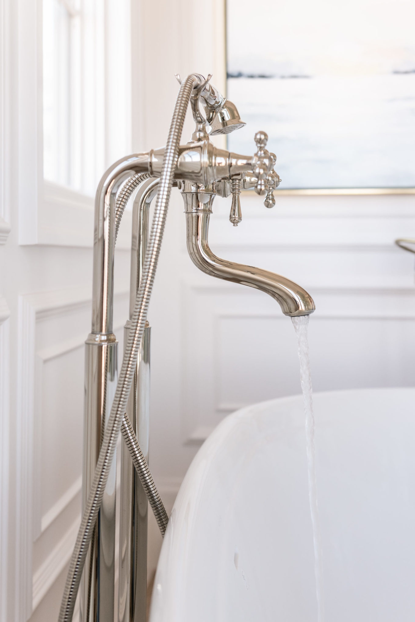 luxe badkamer vrijstaande kraan vrijstaand bad luxe badkamer vrijstaande kraan vrijstaand bad