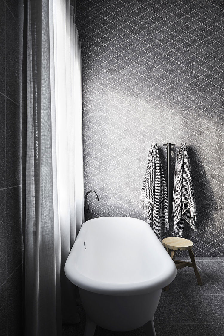 Moderne monochrome badkamer Moderne monochrome badkamer