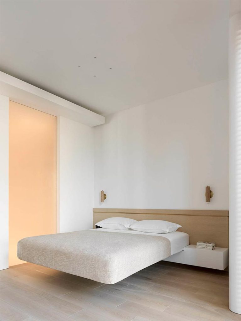 moderne slaapkamer houten hoofdbord op maat zwevend bed
