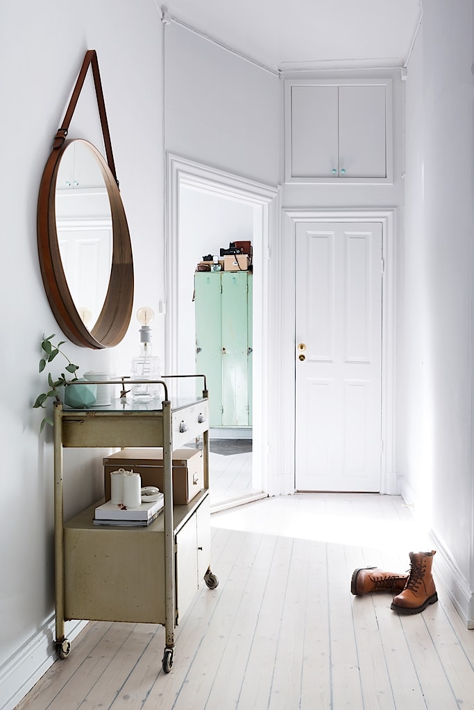 Scandinavisch appartement van Zweedse trouwfotograaf in een vintage industrieel tintje Scandinavisch appartement van Zweedse trouwfotograaf in een vintage industrieel tintje