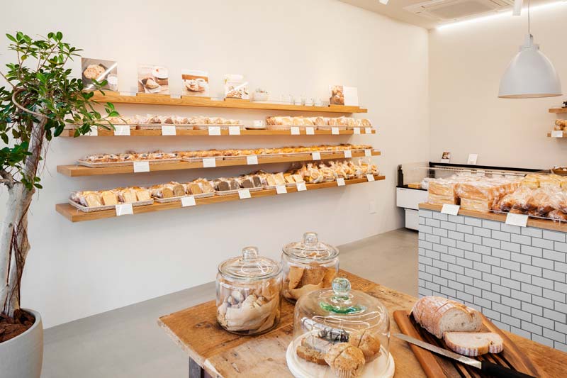 Style Bakery - een minimalistisch mooie bakkerij in Japan Style Bakery - een minimalistisch mooie bakkerij in Japan