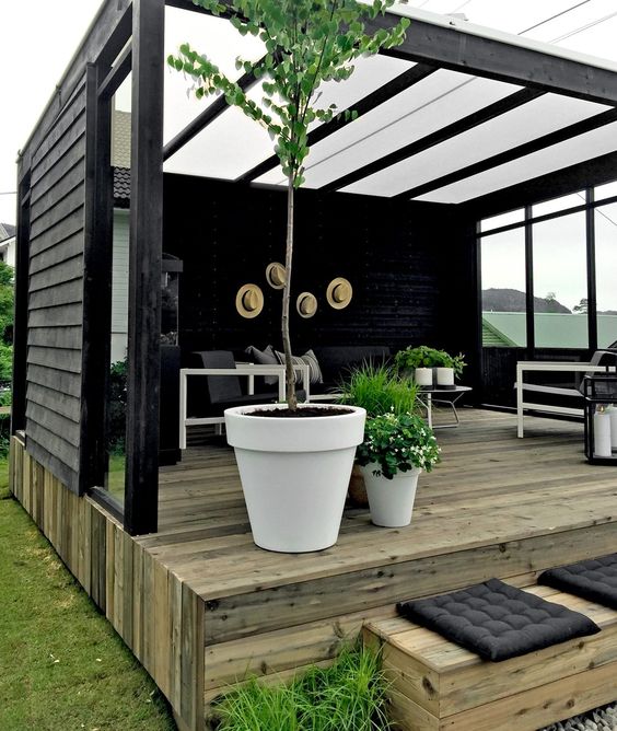 Verhoogd terras bouwen in de tuin Verhoogd terras bouwen in de tuin