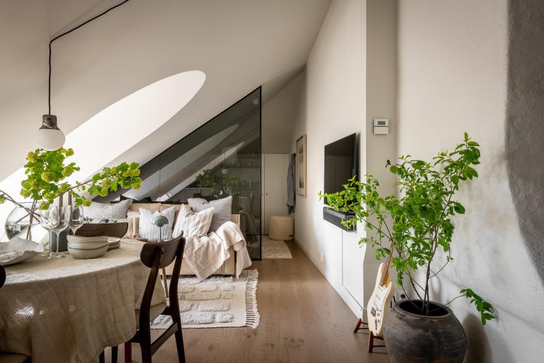 wonen klein appartement 34m2 schuine wand